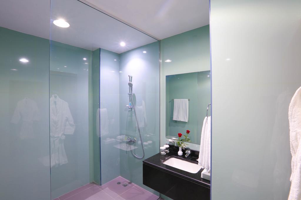Ramada Encore Al Khobar Olaya Exterior photo