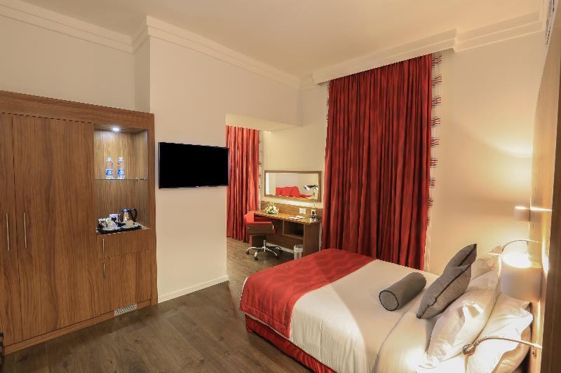 Ramada Encore Al Khobar Olaya Exterior photo