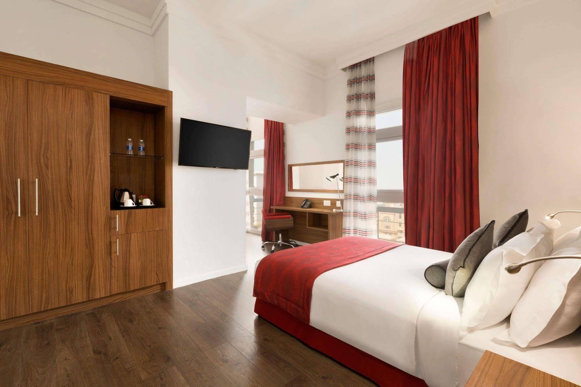 Ramada Encore Al Khobar Olaya Exterior photo