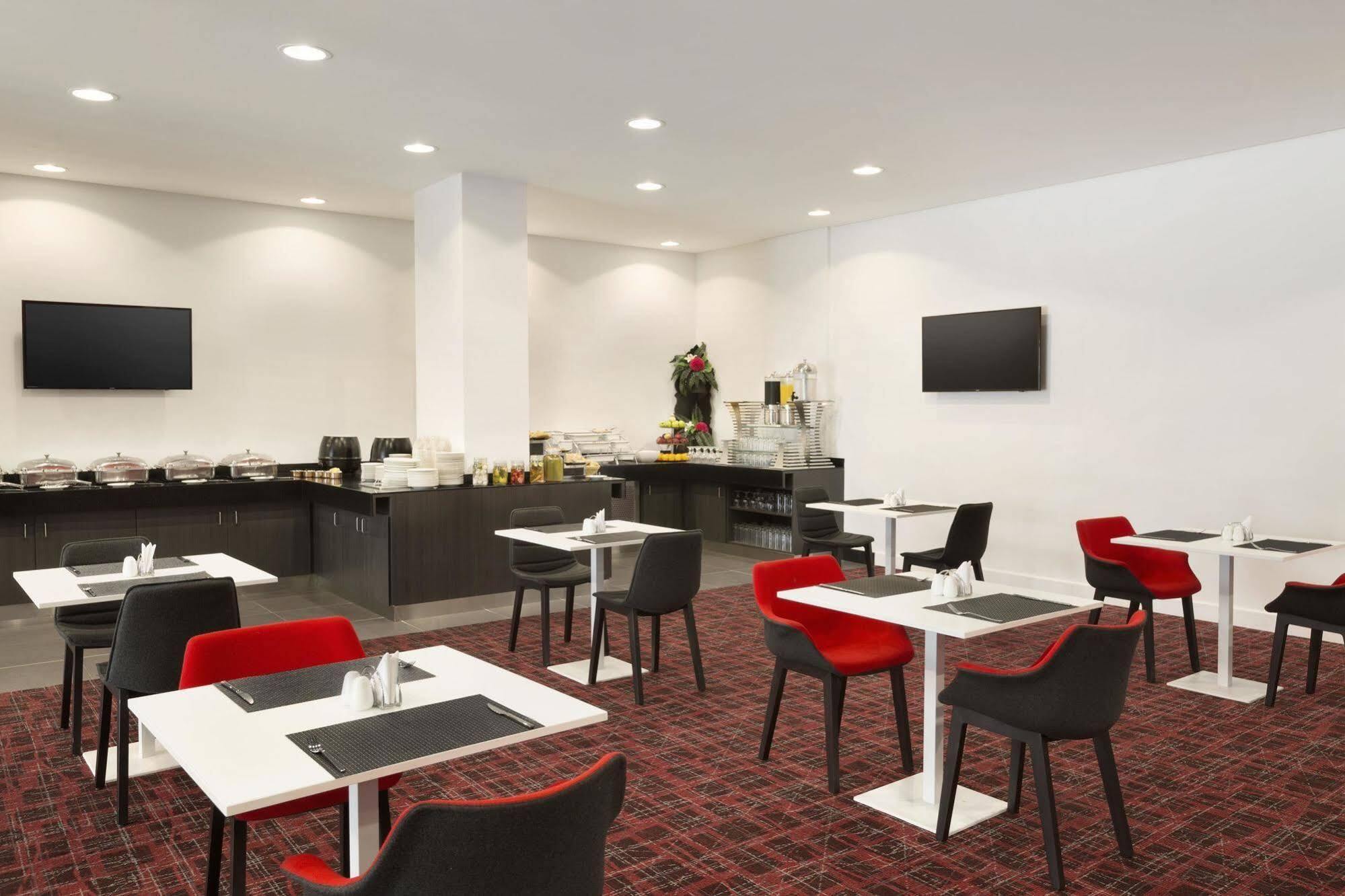 Ramada Encore Al Khobar Olaya Exterior photo