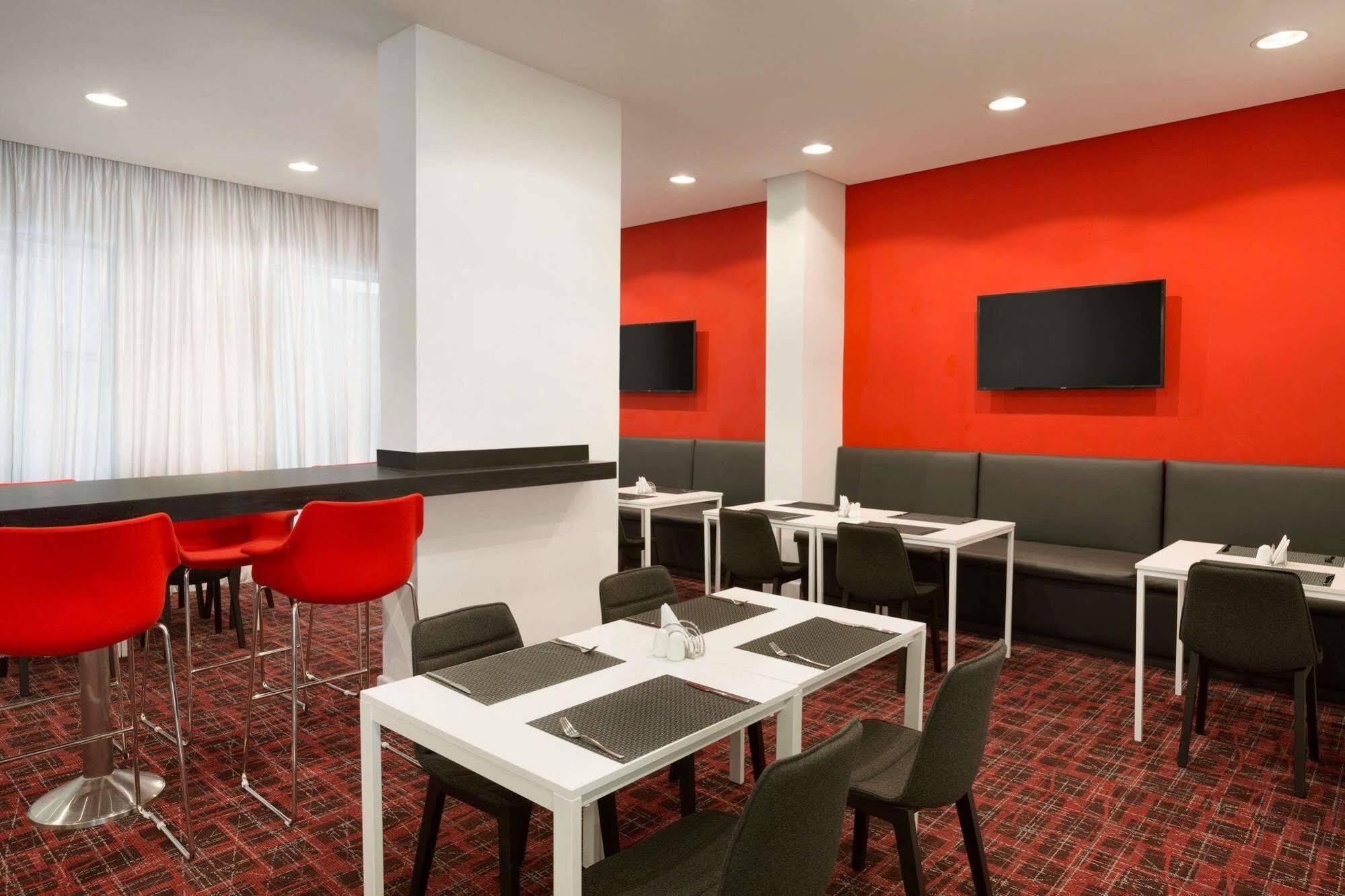 Ramada Encore Al Khobar Olaya Exterior photo